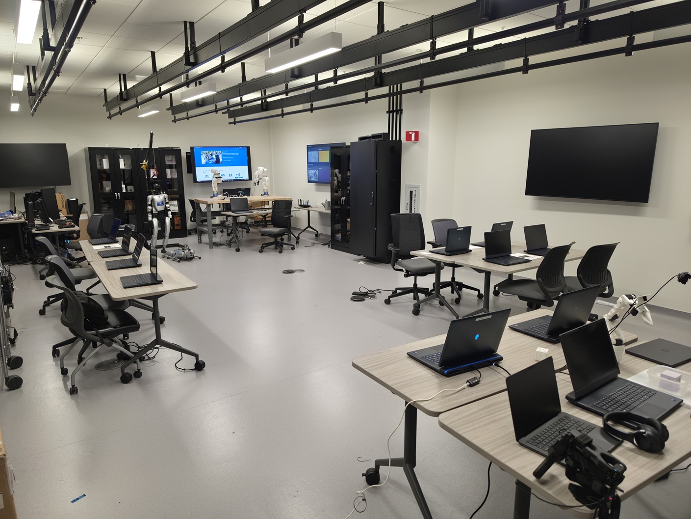 photo of digital lab room