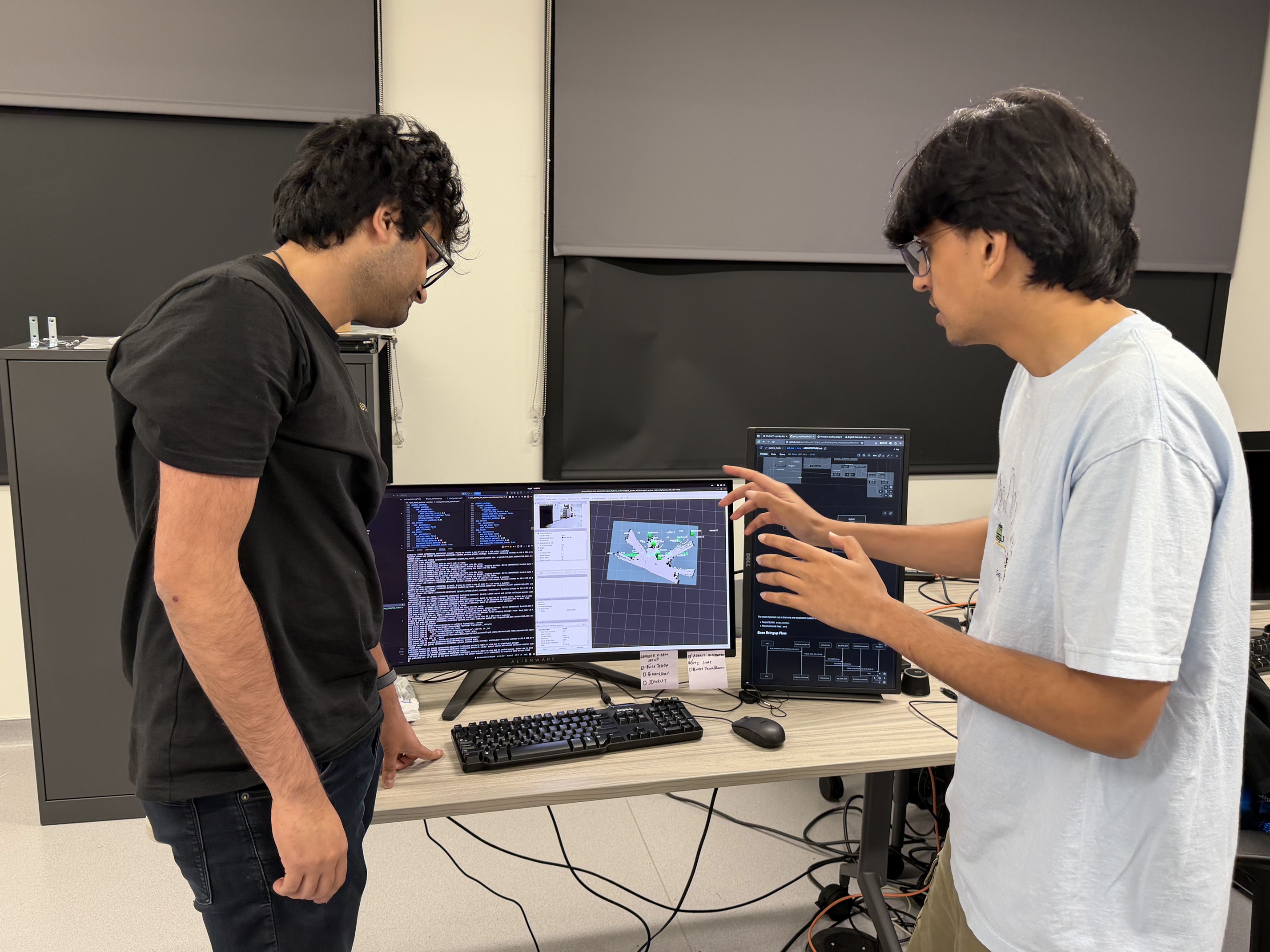 DT Lab Students on Computers 