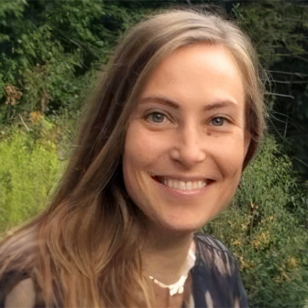 headshot of Sophie Kelmenson